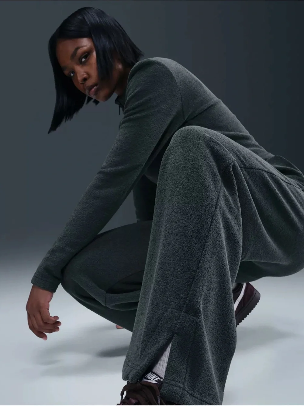 Nike Seaweed Wide-Leg Fleece Jogger Pants